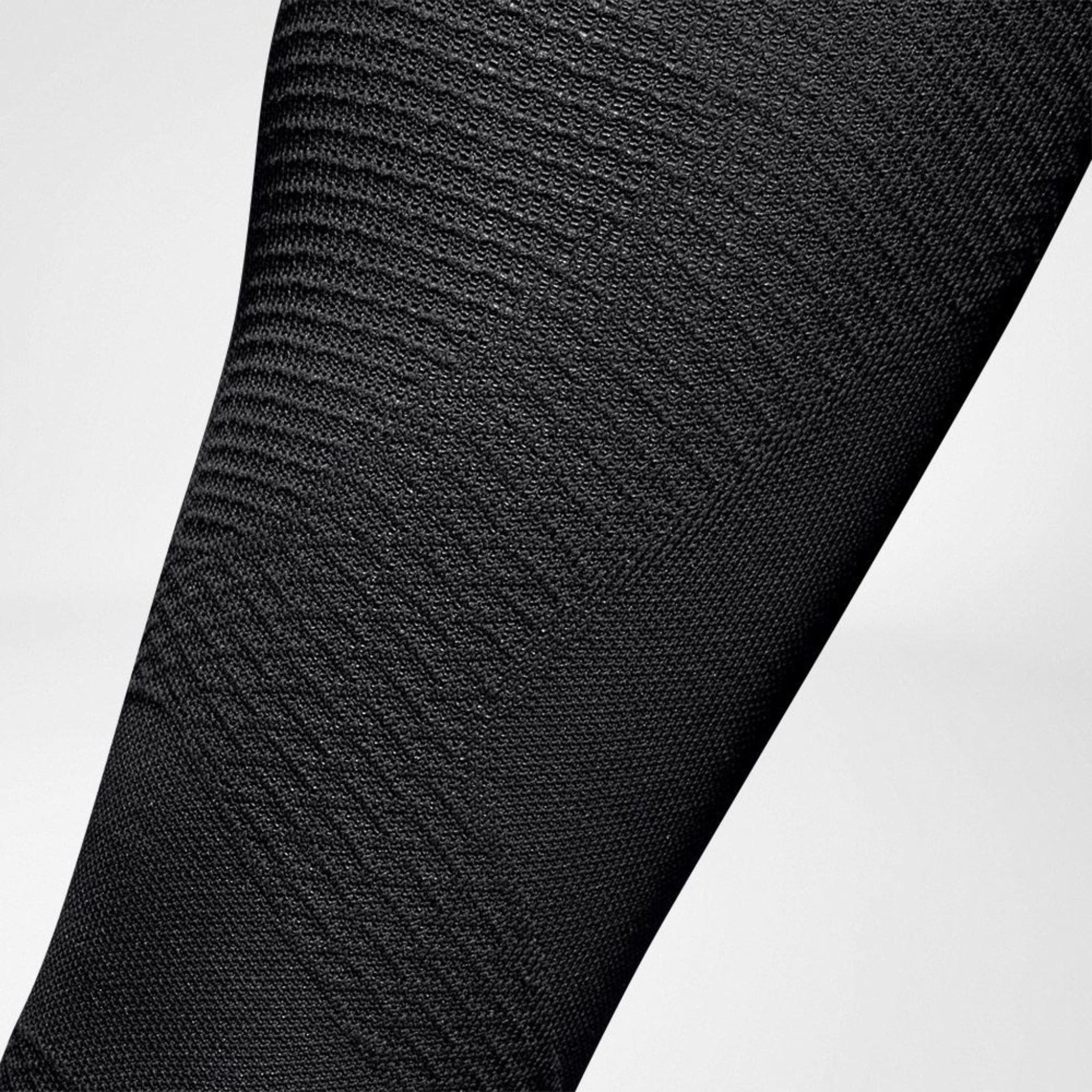 Dünne Laufsocken mit medizinisch wirksamer Kompression