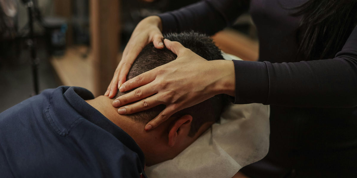 Kopfhaut Massage