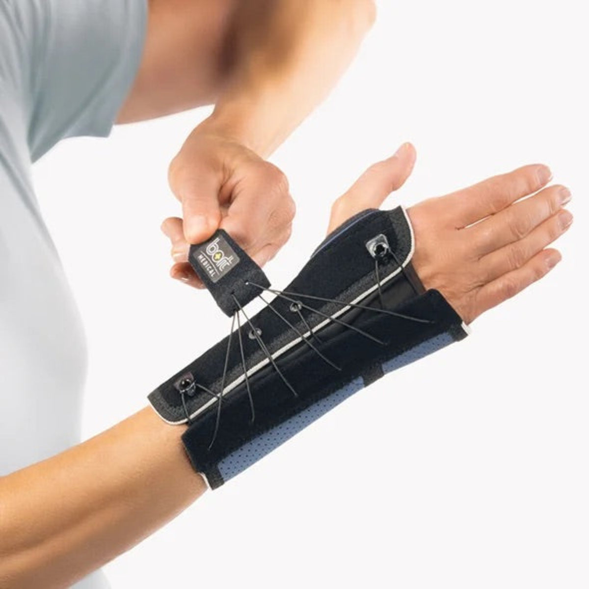 BORT Generation Handgelenkorthese mit Schnürung kaufen